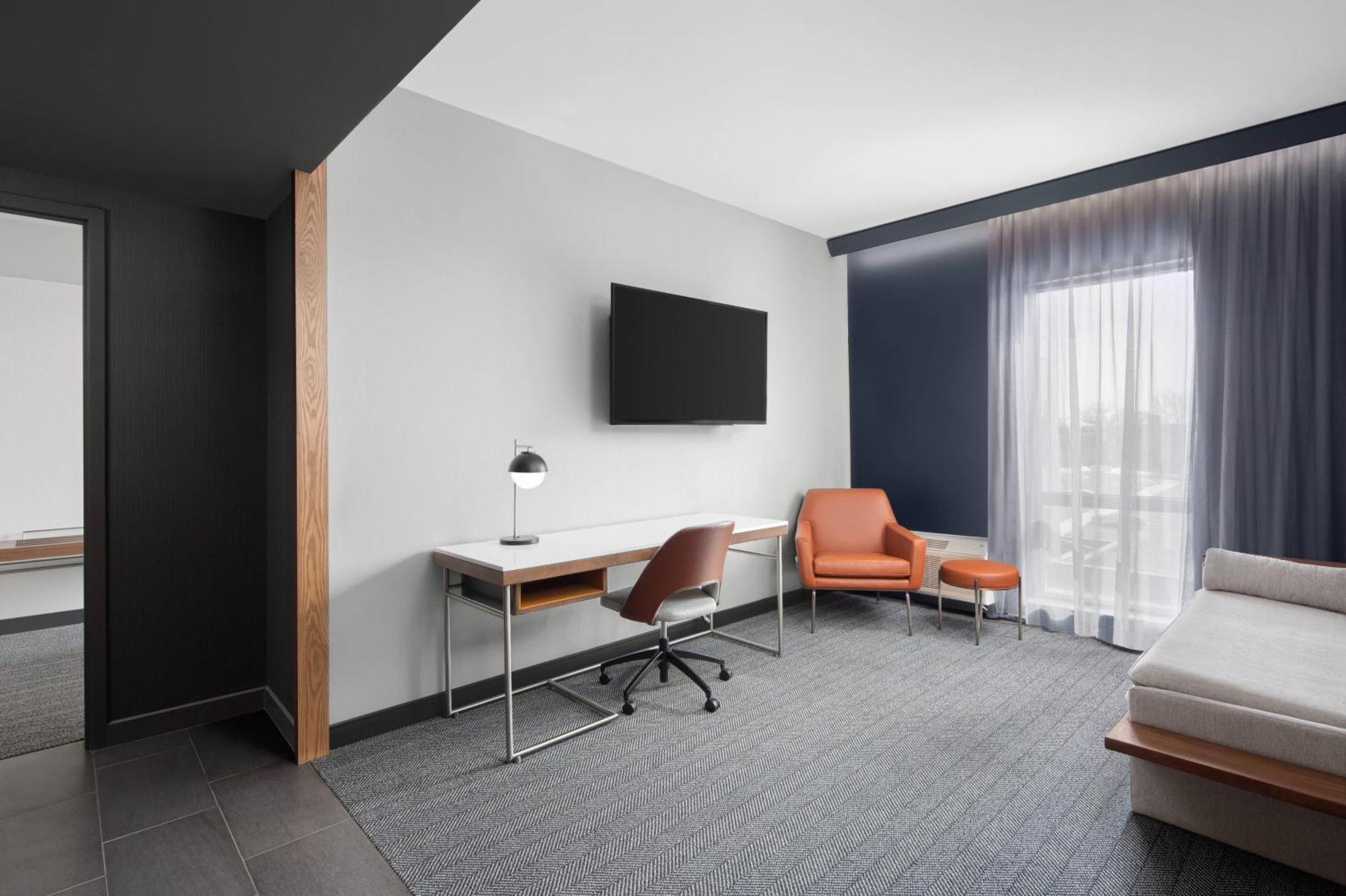 Hotel Courtyard By Marriott Lansing Downtown Exteriér fotografie